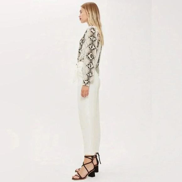 Topshop Trousers Jodi Tapered Leg High Waisted Belted Pants Ivory Size 4 NWT - Picture 3 of 16